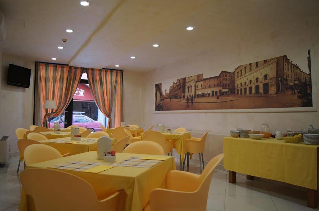 Hotel Santo Stefano Ferrara Luaran gambar